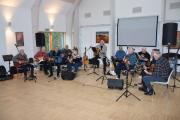 4-Nrholm-Guitarklub-Abent-hus-Hele-orkestret